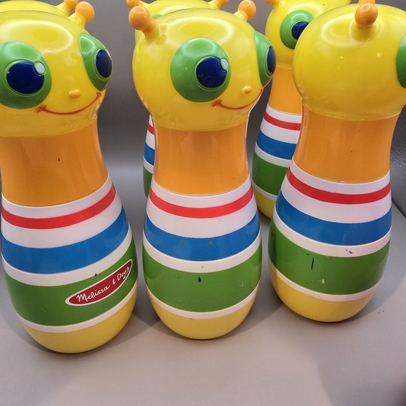 Melissa & Doug Cute As A Bug Bowling Set Kids Indoor Outdoor Game. - Picture 3 of 4